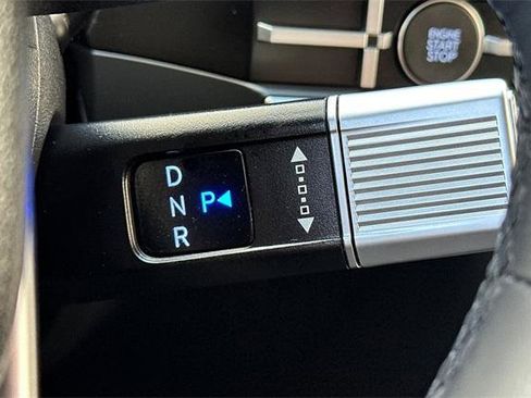 Certified 2025 Hyundai Santa Fe SEL image 23