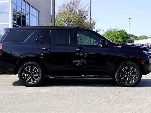 Used 2023 Chevrolet Tahoe Z71 w/ Luxury Package image 4