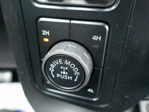 New 2026 Ford F150 Lariat w/ Equipment Group 501A Mid AWD/4WD image 21