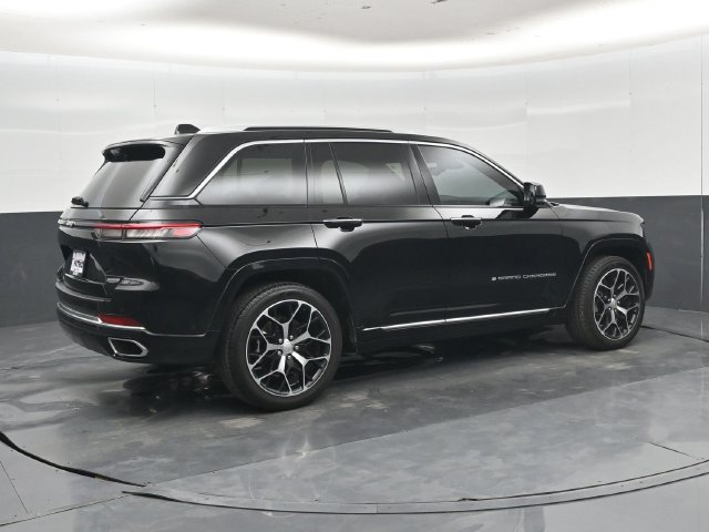 Used 2022 Jeep Grand Cherokee Summit AWD/4WD image 33