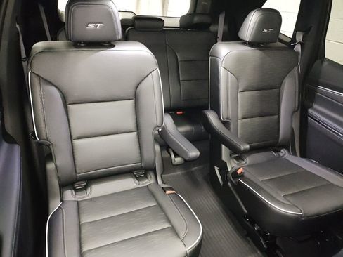 New 2026 Buick Enclave Sport Touring w/ Power Package image 11