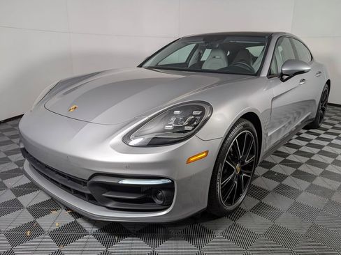 Certified 2023 Porsche Panamera Platinum Edition image 1