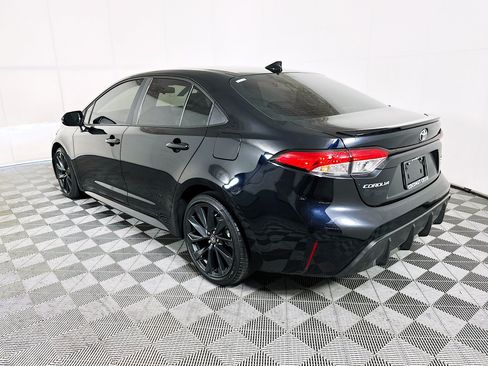Used 2024 Toyota Corolla SE FWD image 5