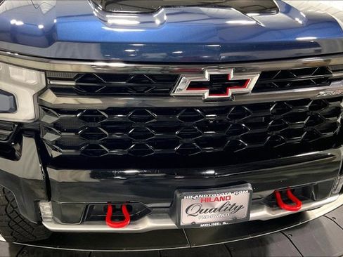 Used 2023 Chevrolet Silverado 1500 ZR2 image 30