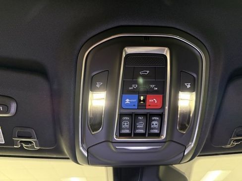 New 2025 Jeep Grand Cherokee L Limited image 20