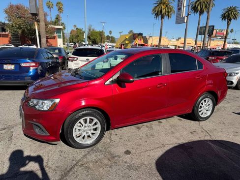 Used 2019 Chevrolet Sonic LT w/ Convenience Package image 11