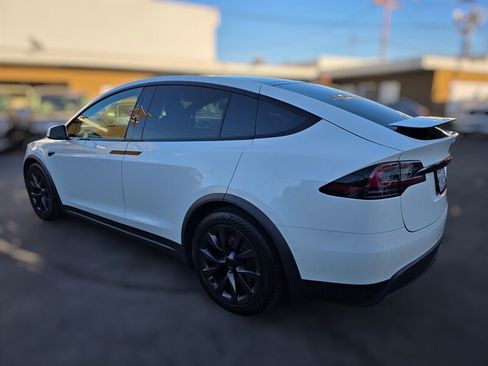 Used 2022 Tesla Model X AWD/4WD image 5