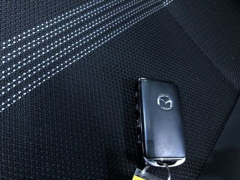 Used 2025 MAZDA CX-50 AWD 2.5 S w/ Premium Package image 33