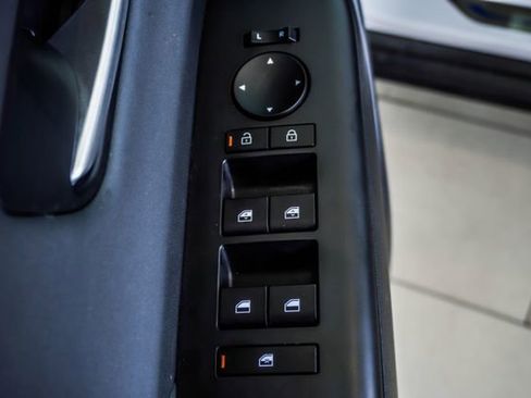 Used 2026 Hyundai Kona Limited FWD image 48