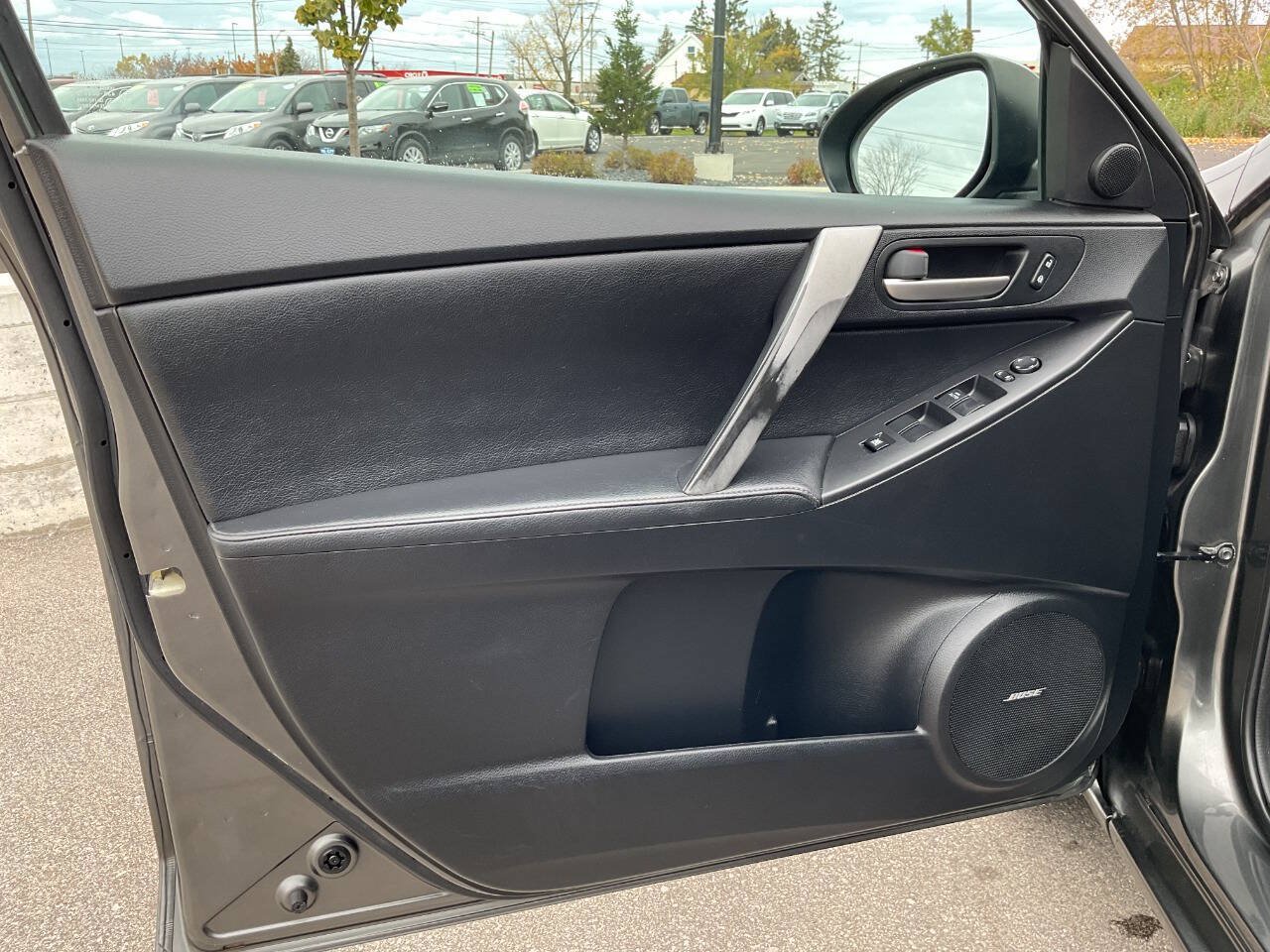 Used 2012 MAZDA MAZDA3 s Grand Touring FWD image 25