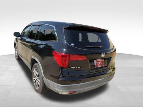 Used 2017 Honda Pilot EX image 6