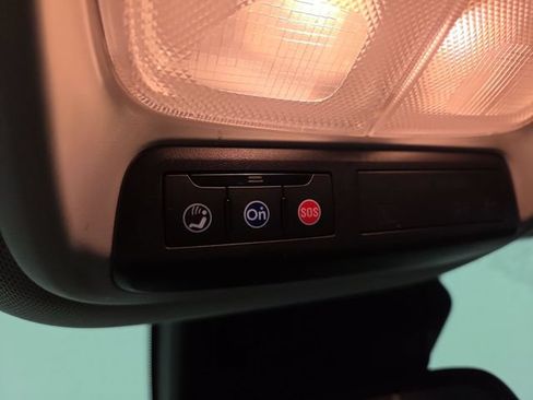 Used 2021 Chevrolet TrailBlazer LT w/ Convenience Package FWD image 27