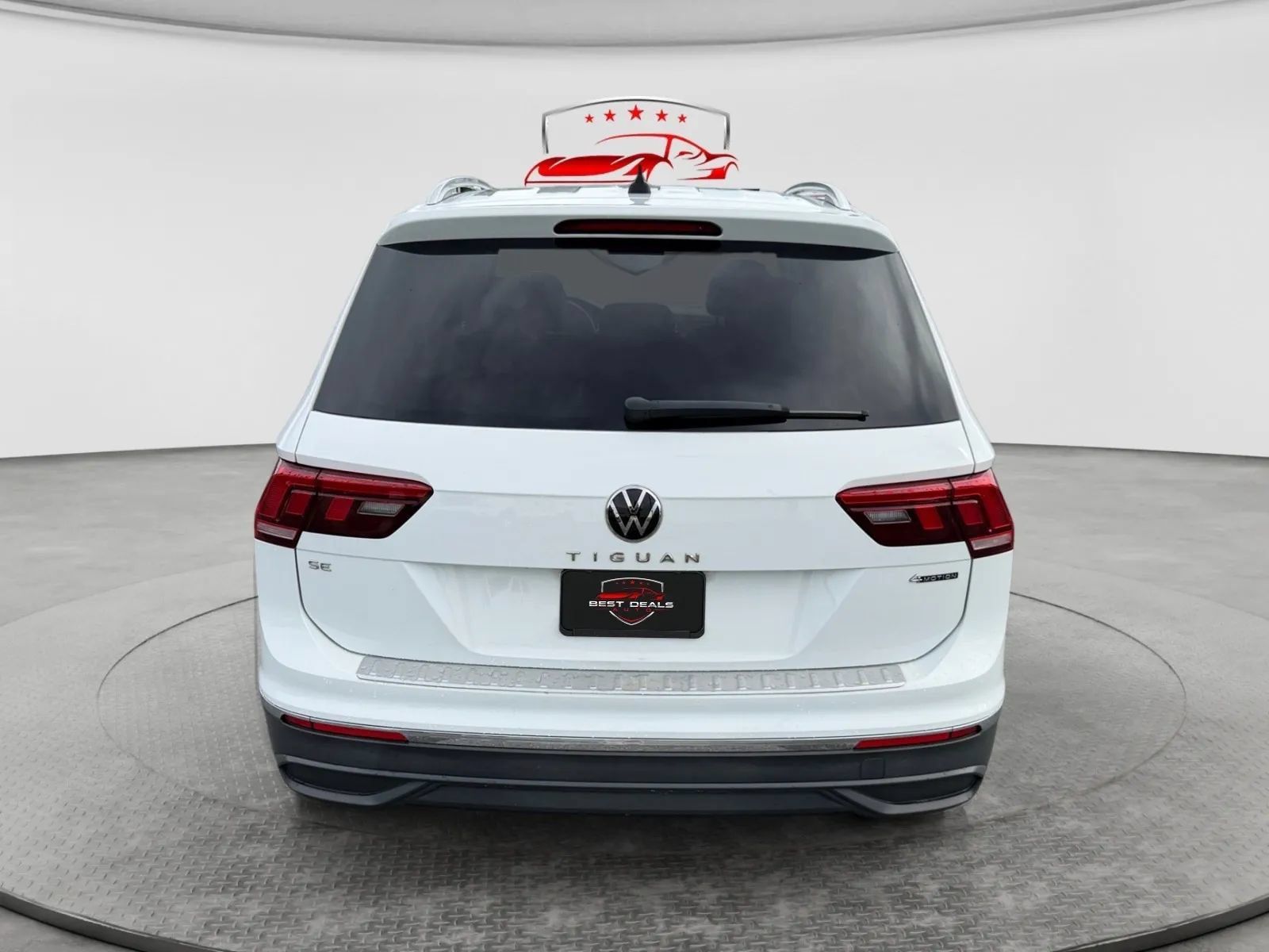 Used 2022 Volkswagen Tiguan SE AWD/4WD image 4