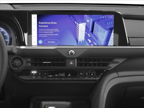 New 2026 Toyota Crown Platinum AWD/4WD image 7