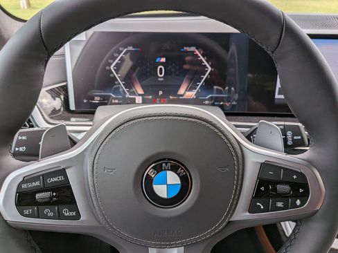 New 2027 BMW X7 xDrive40i w/ M Sport Package AWD/4WD image 21