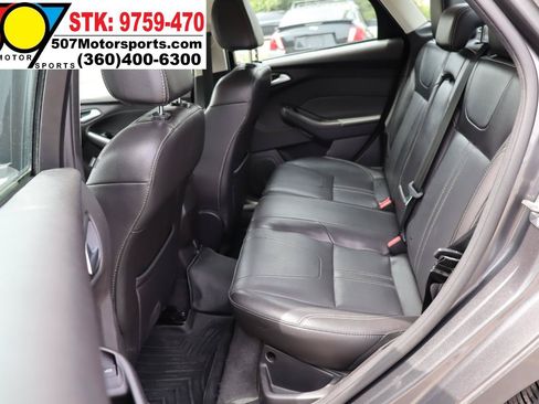 Used 2014 Ford Focus SE w/ Equipment Group 201A FWD image 14