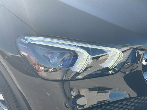 Used 2021 Mercedes-Benz GLE 350 w/ 3rd Row Seat Package image 36