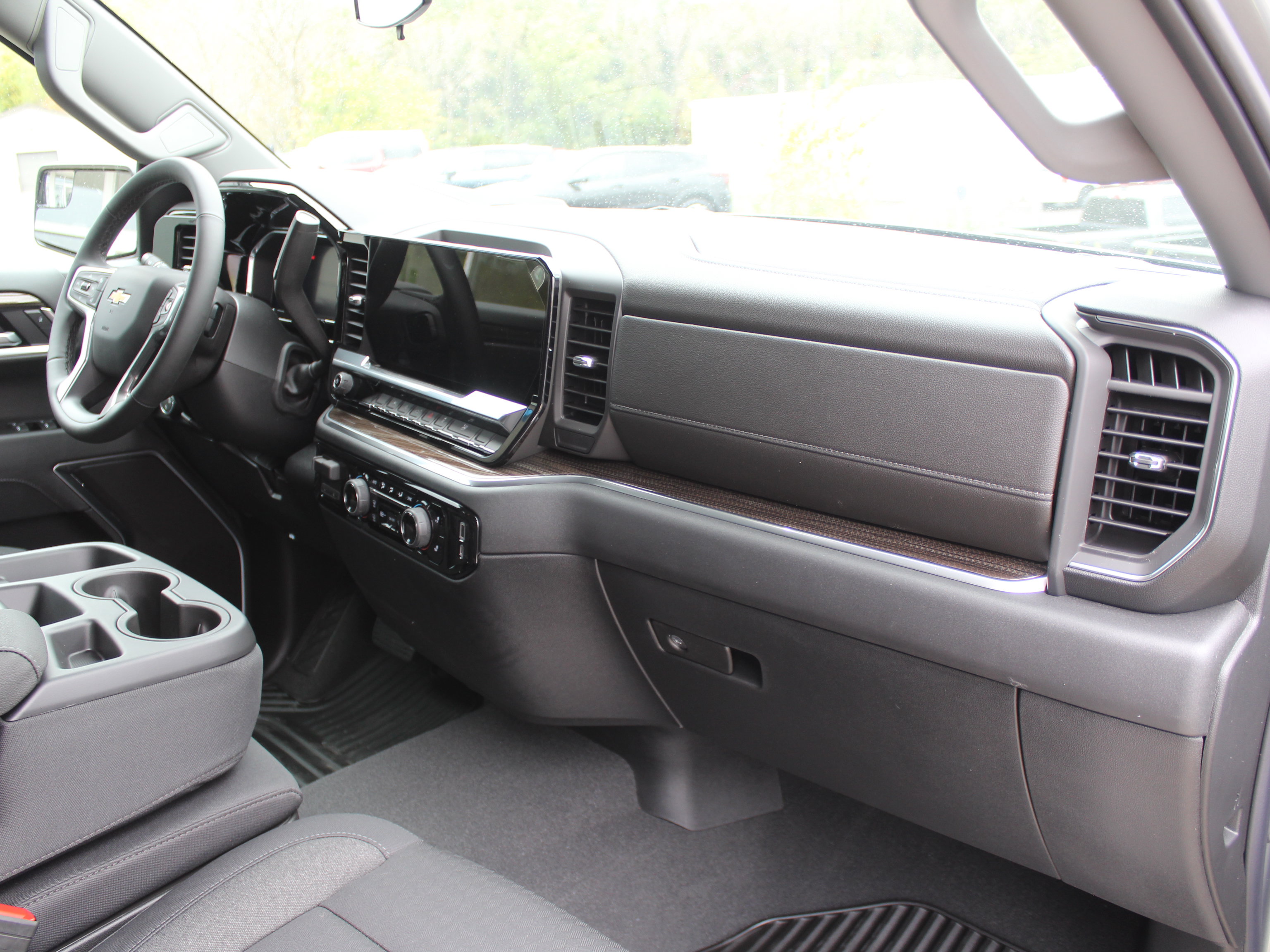 New 2026 Chevrolet Silverado 1500 LT AWD/4WD image 17