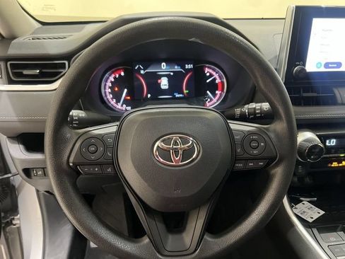 Used 2023 Toyota RAV4 XLE w/ Convenience Package FWD image 10