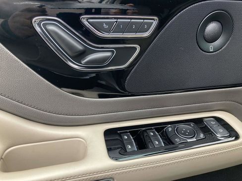 Used 2023 Lincoln Aviator Reserve w/ Equipment Group 201A image 21