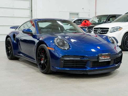 Used 2022 Porsche 911 Turbo image 12