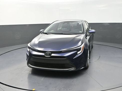 Used 2026 Toyota Corolla LE FWD image 2