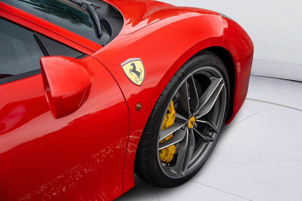 Used 2016 Ferrari 488 GTB RWD image 34