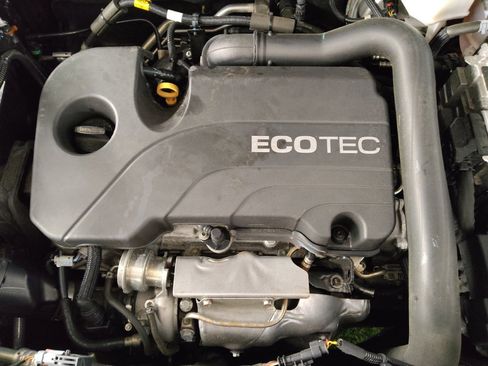 Used 2021 Chevrolet Equinox LT AWD/4WD image 30
