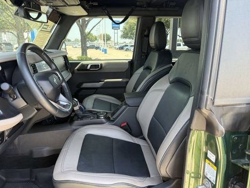 Used 2023 Ford Bronco Wildtrak AWD/4WD image 27