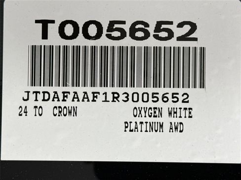 Certified 2024 Toyota Crown Platinum AWD/4WD image 47