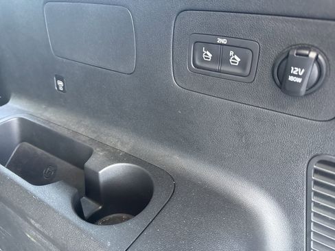 Used 2024 Kia Sorento LX image 14