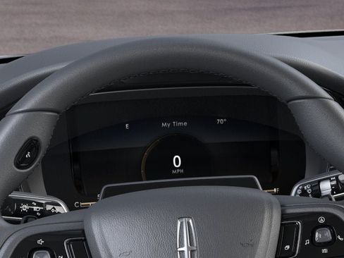 New 2026 Lincoln Corsair Reserve w/ Jet Appearance Package FWD image 13