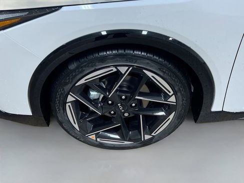 New 2025 Kia K4 GT-Line image 30