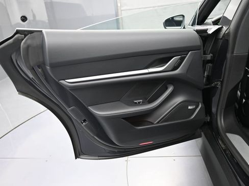 New 2026 Porsche Taycan 4S AWD/4WD image 23