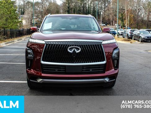Used 2025 INFINITI QX80 Sensory image 10