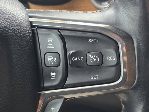 Used 2019 RAM 1500 Limited AWD/4WD image 13
