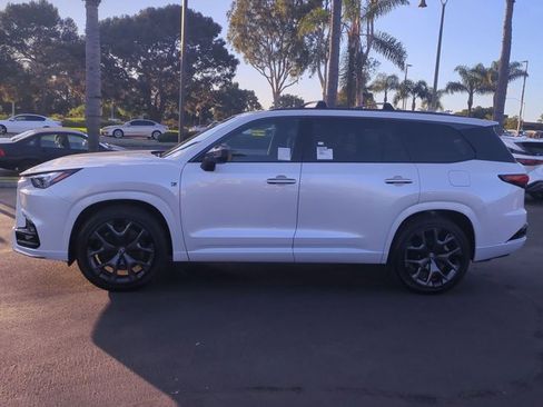 New 2026 Lexus TX 500h AWD image 8