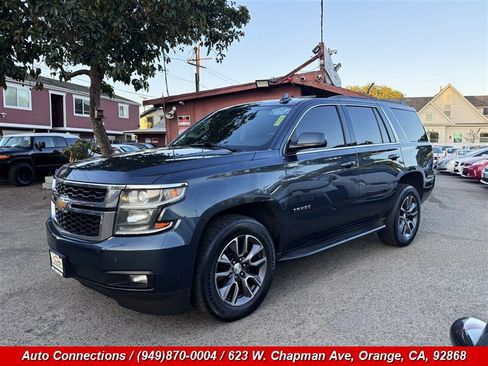Used 2019 Chevrolet Tahoe LT w/ Luxury Package AWD/4WD image 2