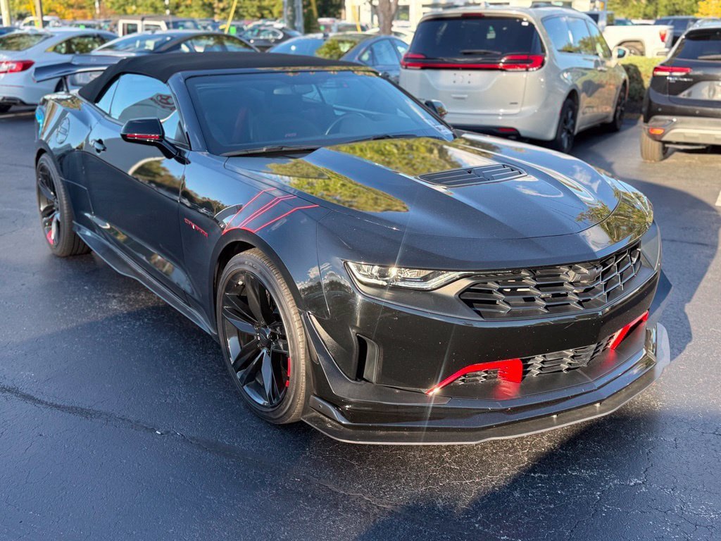 Used 2023 Chevrolet Camaro LT w/ Redline Edition RWD image 11