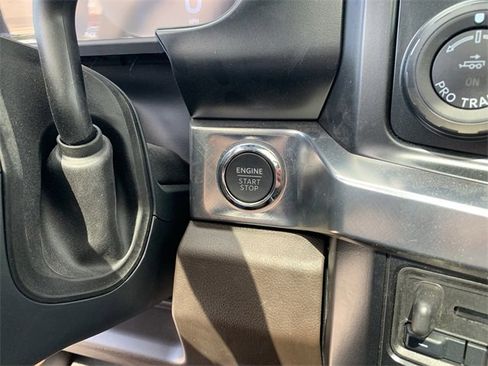 Used 2025 Ford F350 King Ranch w/ FX4 Off-Road Package image 27
