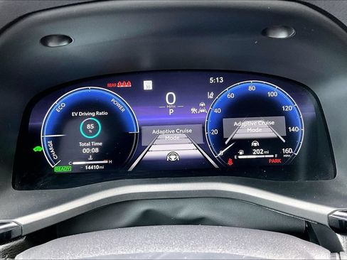 Certified 2025 Toyota Camry XLE FWD image 13