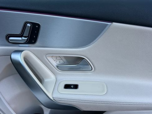 Used 2021 Mercedes-Benz A 220 image 18