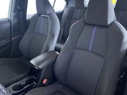 Used 2021 Toyota Corolla SE image 9