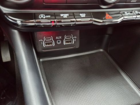 Used 2024 Dodge Durango GT image 26