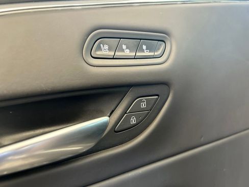 Used 2024 Cadillac Escalade V AWD/4WD image 43