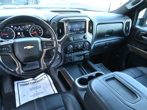 Used 2020 Chevrolet Silverado 3500 High Country w/ Technology Package image 23