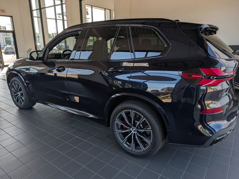 Used 2025 BMW X5 M60i AWD/4WD image 6