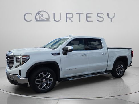 Used 2024 GMC Sierra 1500 SLT w/ SLT Premium Plus Package AWD/4WD image 1