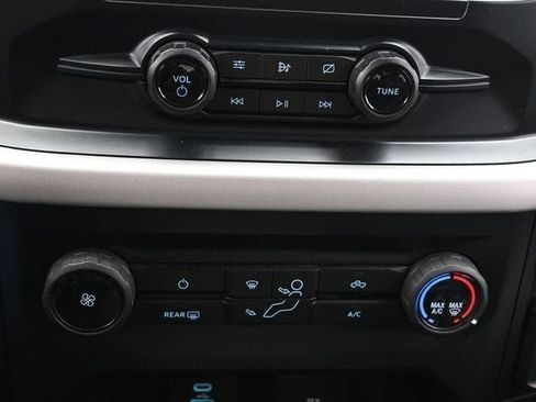 Used 2021 Ford F150 XLT AWD/4WD image 22