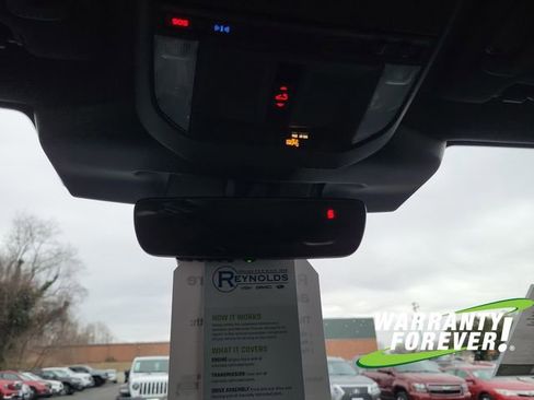 Certified 2025 Subaru Forester Premium image 12